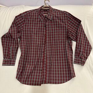 Men's Casual Button Down Checkered Shirt Size XL from Arrow.